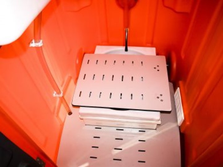 WC porttil completo com sanita turca + chuveiro